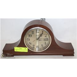 ANTIQUE SPARTUS PLUG IN MANTLE CLOCK