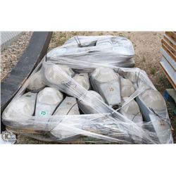 PALLET OF STREET LIGHTS