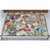 Image 1 : ESTATE LOT OF APPROX 30,000 WORLD STAMPS