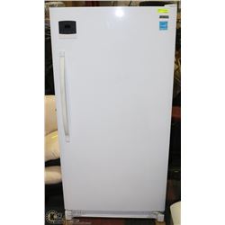 KENMORE UPRIGHT DEEP FREEZE. APPLIANCES