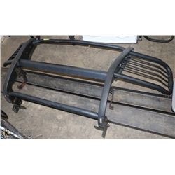 TRUCK BUSH GRILL FITS 1999-2007 CHEV-GMC