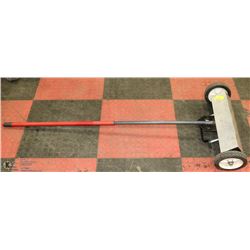 FLOOR MAGNET SWEEPER
