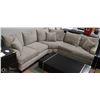 Image 1 : TAN FIVE SEAT ESTATE SECTIONAL COUCH