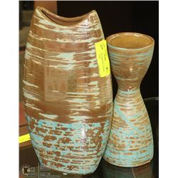 MATCHING 2PC MODERN VASE & CANDLE HOLDER.