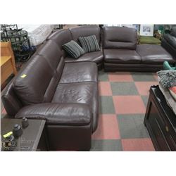 BROWN LEATHER CHAISE LOUNGE SECTIONAL WITH 2