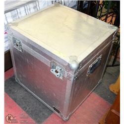 ROCK SOLID STEEL  CASE 19"X21"X21"H