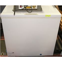 FRIGIDAIRE  APARTMENT SIZE FREEZER