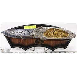 CARVED WOLF KNIFE ON STAND