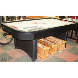 AIR HOCKEY GAME 7' X 4'