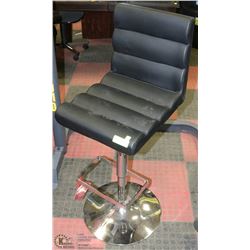 NEW EZTIA ADJUSTABLE HYDRAULIC BAR STOOL