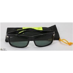 PAIR OF RAY BAN SUNGLASSES WITH ZAGG CARRY CASE