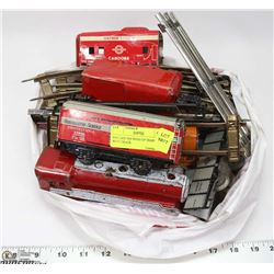 VINTAGE TIN WIND UP TRAIN SET WITH TRACK