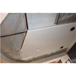 FOUR 4FT FLOURESCENT LIGHT FIXTURES AND CHROME