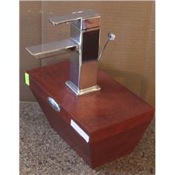 MOEN S7600 SINGLE HOLE BATHROOM FAUCET