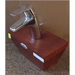 MOEN 6810 SINGLE HOLE BATHROOM FAUCET