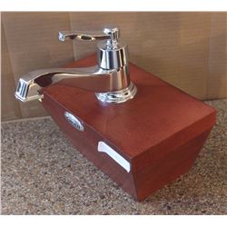 MOEN S6202 SINGLE HOLE BATHROOM FAUCET