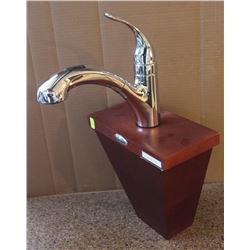 MOEN INTEGRA PULL OUT SPRAY KITCHEN FAUCET