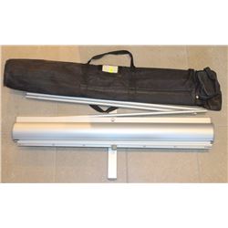 30" PROJECTOR SCREEN WITH CASE