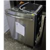 Image 2 : GE STAINLESS STEEL BUILT-IN DISHWASHER