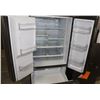 Image 3 : GE 23.5 CU FT FRENCH DOOR REFRIDGERATOR WITH ICE