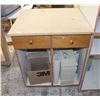 Image 1 : STORAGE/WORK CABINET