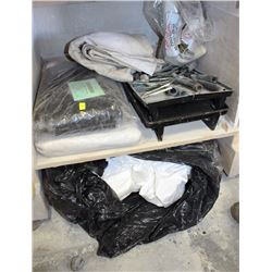 LOT OF ASSORTED PAINTING ACCESSORIES