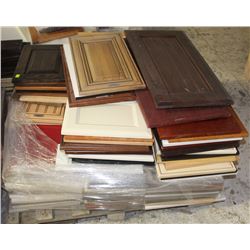 PALLET OF ASSORTED SAMPLE CABINET DOORS