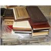 Image 1 : PALLET OF ASSORTED SAMPLE CABINET DOORS