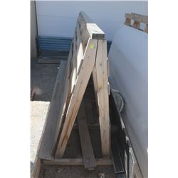 WOOD A-FRAME PANEL/BOARD RACKS