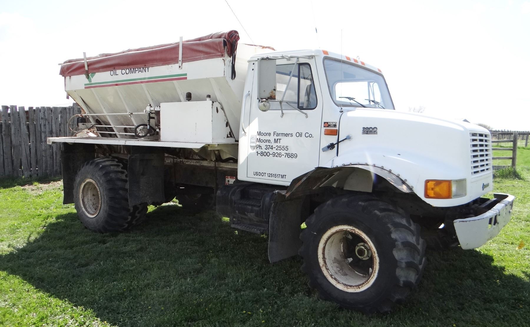 Fertilizer Spreader Truck