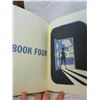 Image 5 : BOOK - HARDCOVER - RICHARD STARK'S PARKER - THE OUTFIT - BOOKS 1,2,3 & 4 - BY DARWIN COOKE - 2010 - 