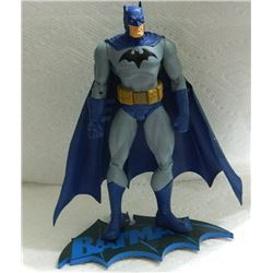 HUSH ACTION FIGURE WITH BATMAN STAND - BATMAN - BLUE CAPE