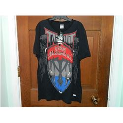 T-SHIRT - TAP OUT  - "TAPOUT TEAM MOUNSASI" - 2 EAGLES FACING OUT - RED/BLUE/GREY CREST - XL