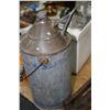 Image 2 : Fuel Can