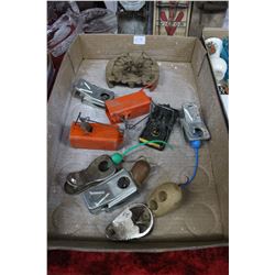 Flat with Mouse Trap Collection and Mice