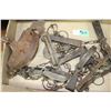 Image 1 : Flat of Animal Traps