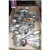 Image 1 : Box of Cutlery