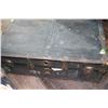 Image 1 : Metal Trunk