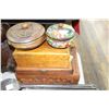Image 1 : 3 Wooden Boxes and 2 Wooden Trinket Containers
