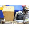 Image 1 : 2 Microscopes - 1 is Electric - 1 is in a Wooden Box