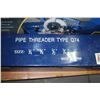Image 2 : Hand Pipe Threader Kit