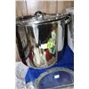 Image 1 : Stock Pot - Stainless Steel - approx. 4 gallon