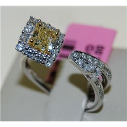 0.63ct fancy diamond 18K White Gold 4.50gm Ring