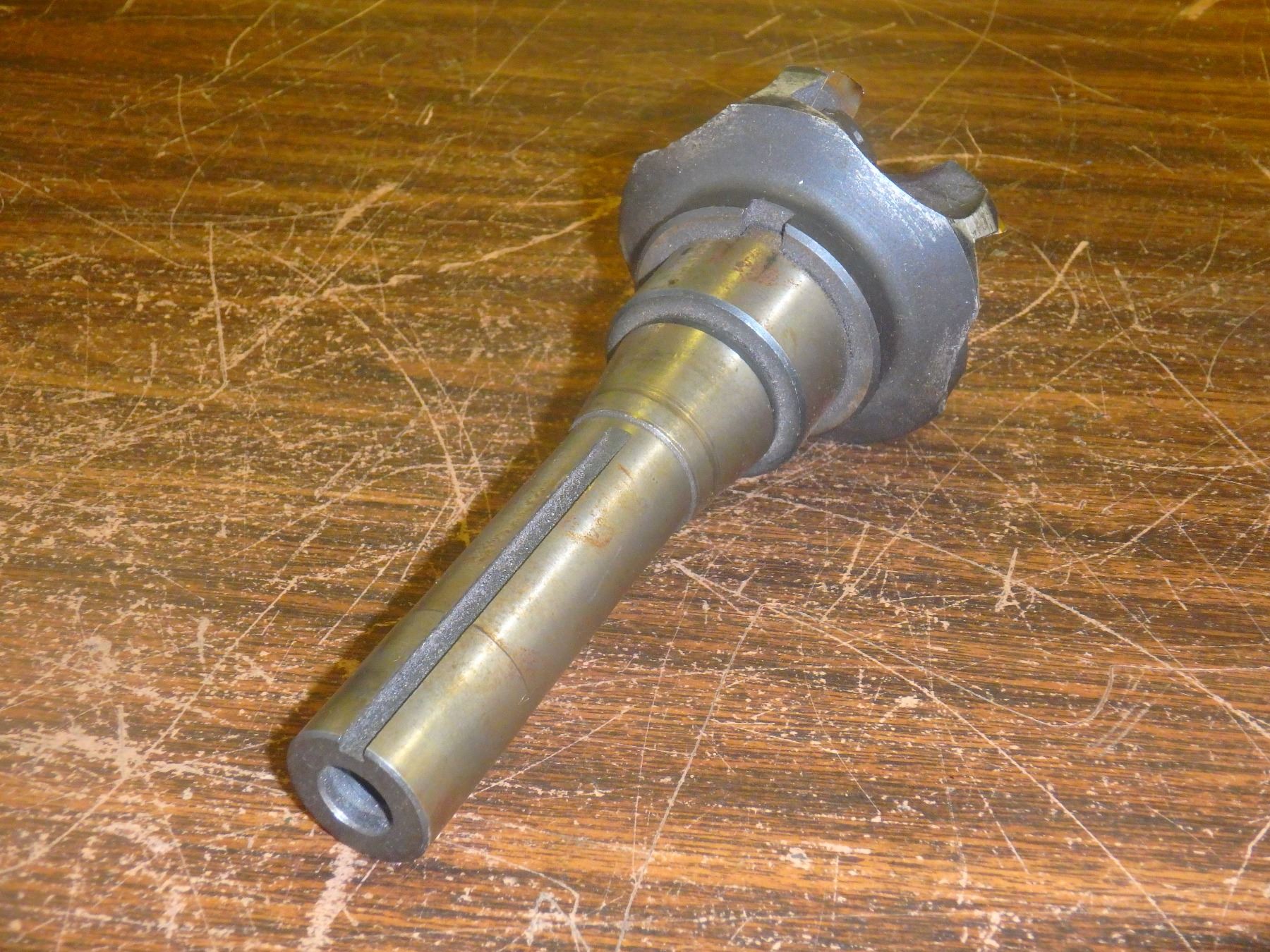 R8 Shank Shell End Mill Holder with 2.5