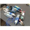 Image 1 : Lot of Misc Pneumatic Directional Control Valves