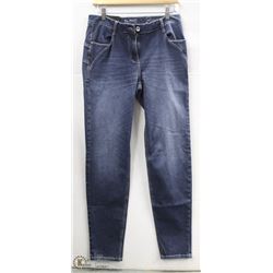 (WOMENS) PAIR OF PERFECT BODY BY BETTY BARDAY SKINNY BLUE
