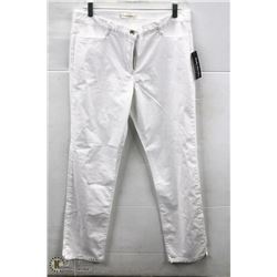 (WOMENS) PAIR OF WHITE BETTY BARDAY SKINNY JEANS SIZE 42