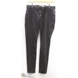 (WOMENS) PAIR OF BLACK AAIKO SKINNY JEANS SIZE 27