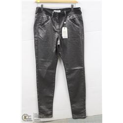 (WOMENS) PAIR OF GREY SANDWICH SKINNY JEANS SIZE 38