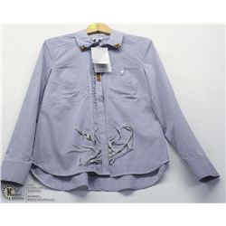 (WOMENS) SPORTALM BLUE AND WHITE STRIPPED BUTTON UP SHIRT